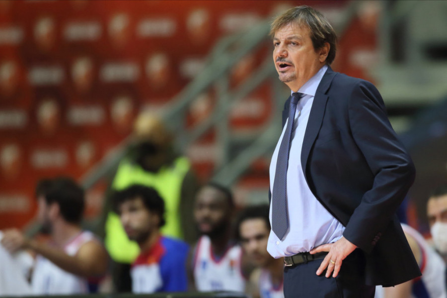 Atamanu opet nešto smeta! Osudio je trenera koji je poljubio ruku Željku Obradoviću!