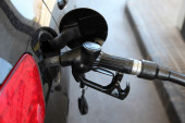Biće ovo pakleno proleće: U Austriji litar benzina ide na tri evra