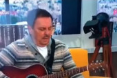 Hit snimak! Kebu uhvatio grč u emisiji uživo: Prekinuo da peva, pa zakukao na sav glas! (VIDEO)