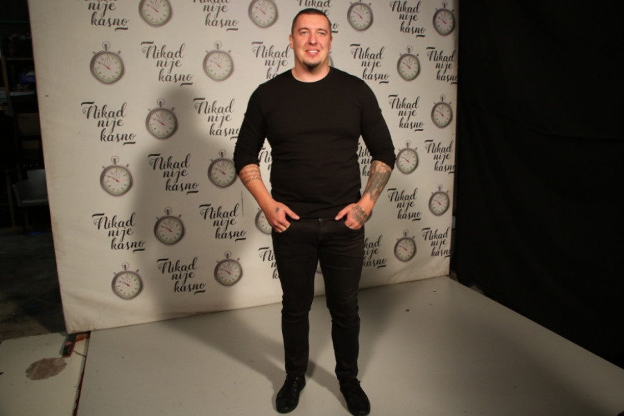 Trudna devojka Amar Gileta Jašarspahića! Pevač sprema gala svadbu, otkrio i kakvo će ime dati detetu