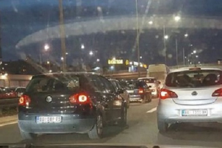 Kolaps u Beogradu: Kolone u svim delovima grada, vozači izbegavajte ove saobraćajnice (FOTO)