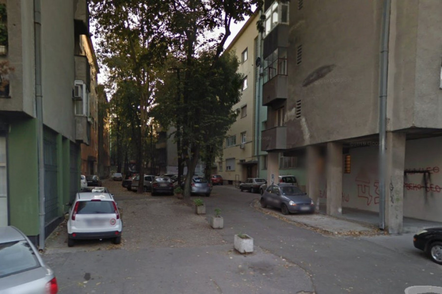 Trend u Beogradu - ko prvi parkingu, njegov je: Dok nadležni zoniraju, pojedinci prisvajaju mesta