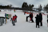 Počela ski sezona na Zlatiboru: Preko 30 centimetara snega za ljubitelje zimskih sportova (FOTO)