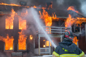 Štićenik zapalio starački dom? Četvoro mrtvih u požaru, evakuisano 20 osoba