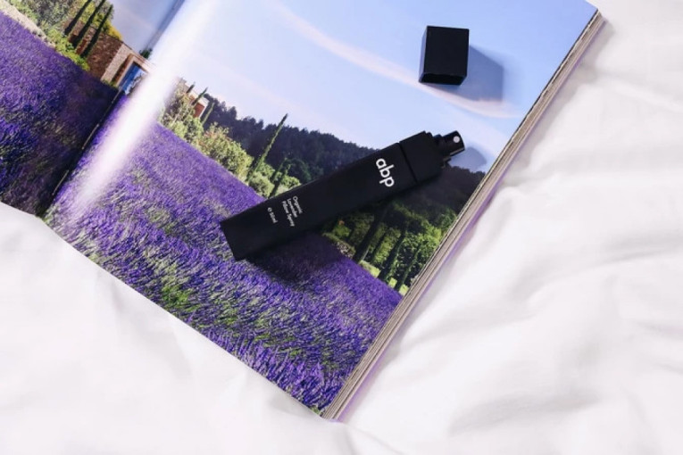 Jedan mali detalj će ove zime učiniti da se osećate kao kraljice: Možete ga nositi u svim prilikama - rezultat će vam se dopasti