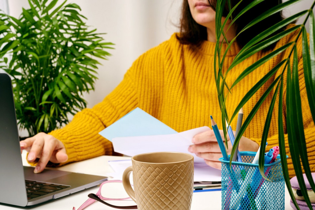 Osmi mart u brojkama: Žene u proseku zarađuju 14% manje od muškaraca