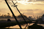 Uragan Nikol se "došunjao" i do Floride: Vetrovi su udarali i do 100 kilometara na čas