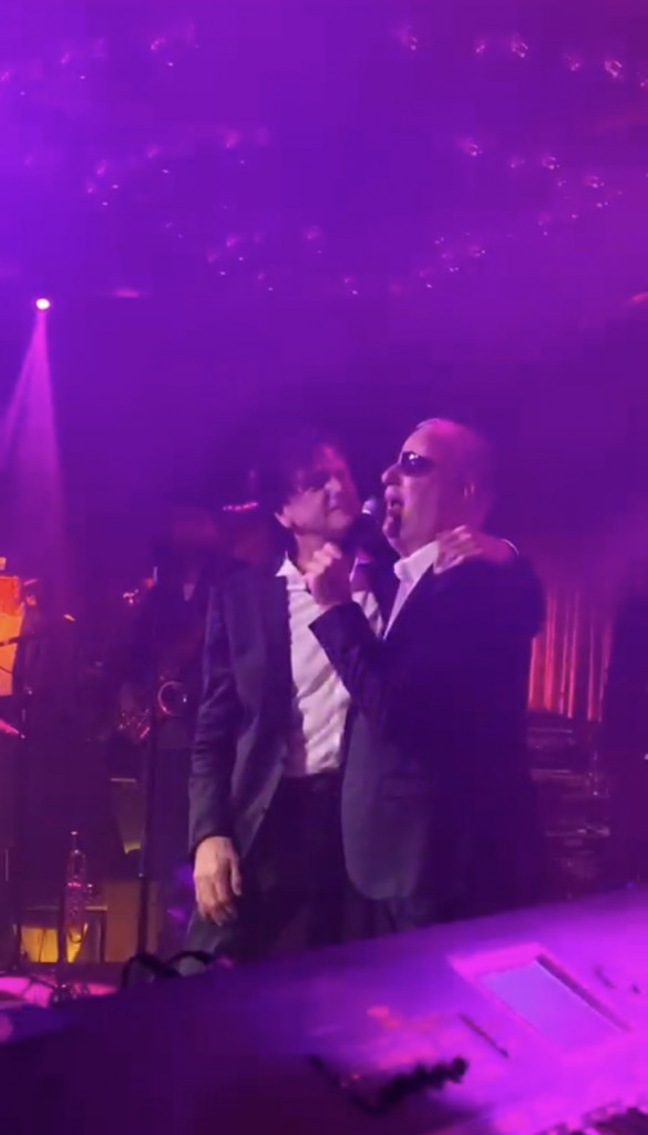 Saša Matić i Čola se zagrlili, pa zapevali "Mađaricu": Svi skočili na noge (VIDEO)