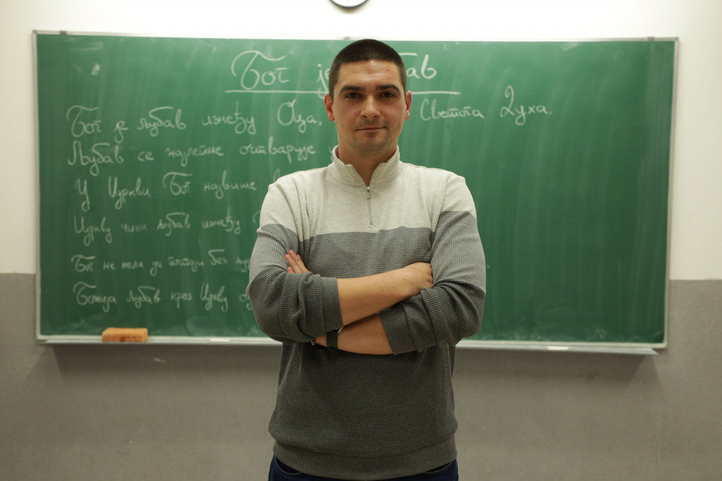 Hip-hop profesor! Vole ga kad predaje, još više kad repuje! Cache otkrio šta su mu učenici rekli kad su ga prvi put videli! (VIDEO)