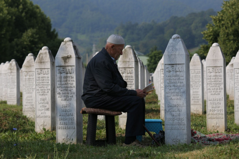 U UN se pokreće inicijativa za osudu genocida u Srebrenici?!