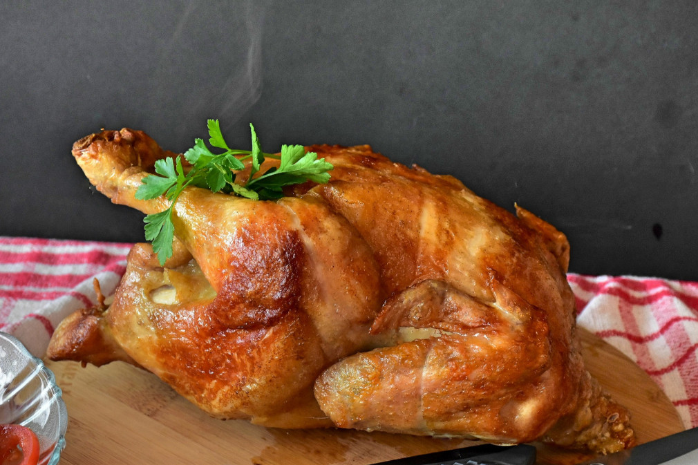 Izgleda savršeno, ali nema nikakav ukus: Može li se zimi pojesti paradajz koji nije „plastičan“?