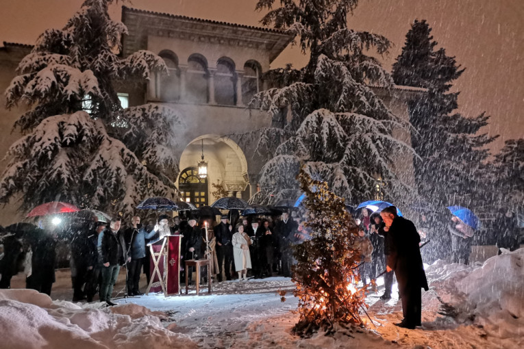 Pogledajte kako se nekada slavio Božić na Belom dvoru: Kraljevska porodica počinjala je proslavu 10 dana ranije! (FOTO)
