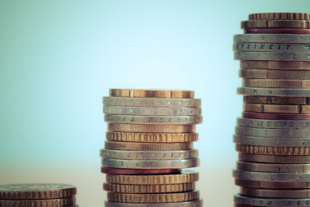 Optimističan ton iz FED-a: Inflacija pada, ali odluka o kamatama još neizvesna