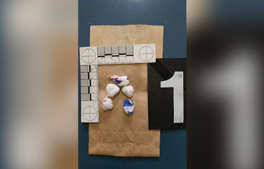 "Pao" diler u Požegi: Policija pronašla 156 paketića amfetamina i pištolj