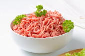 Srpske domaćice uvek dodaju jednu namirnicu u mleveno meso i zato im ćufte i faširane nisu sočne