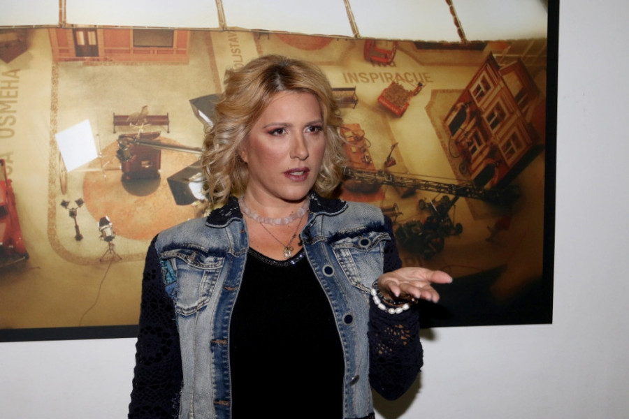 "Držali su me u zatočeništvu!" Jelena Golubović na korak do razvoda: Ne mogu da imam dete s takvim čovekom!