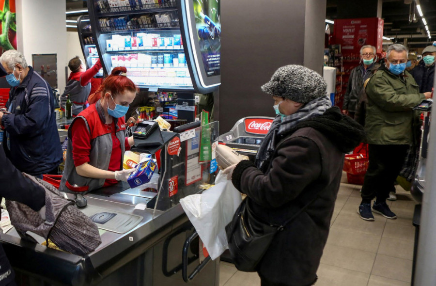 Nije greška na kasi: Evo zašto roba u dve prodavnice istog lanca marketa košta različito