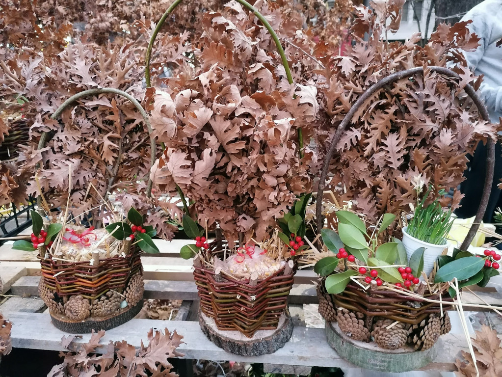 Badnjak je mnogo više od drveta: Jaka simbolika i obred koji greje dom