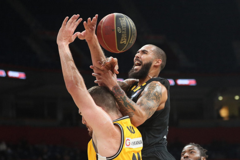 Partizanova rapsodija u „Areni“! Istorijska pobeda „valjka“ u AdmiralBet ABA ligi!