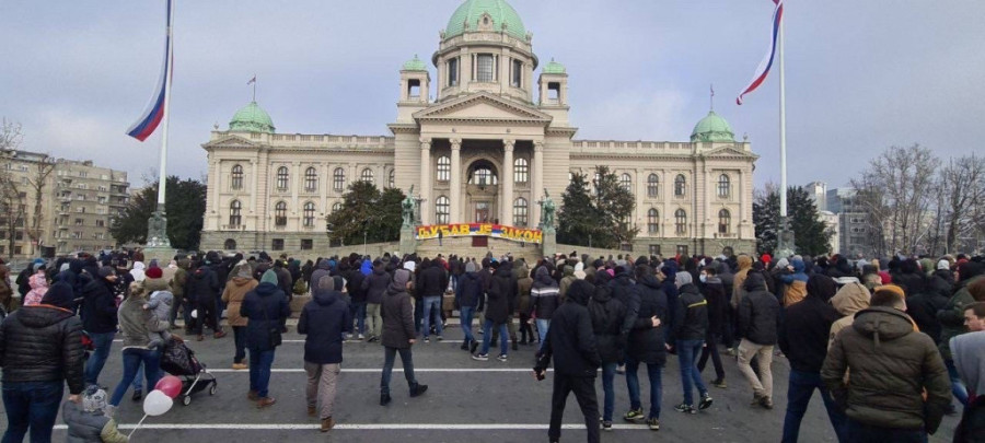 Zvezdini navijači u centru Beograda! Organizovan skup za porodične vrednosti (FOTO)