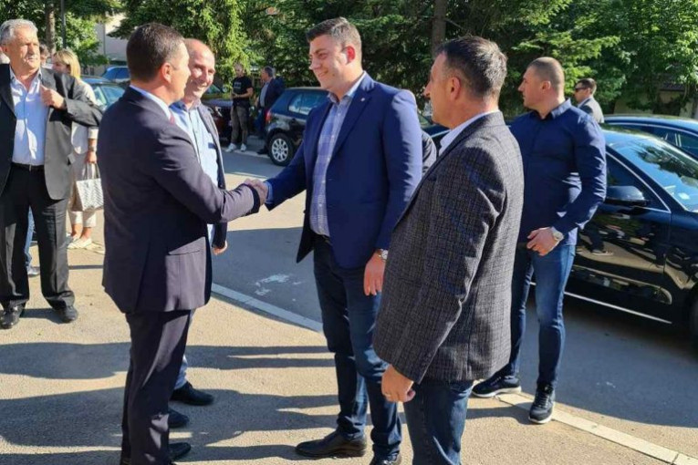 24SEDAM UŽICE Delegacija Grada u poseti opštini Leposavić na Kosovu i Metohiji
