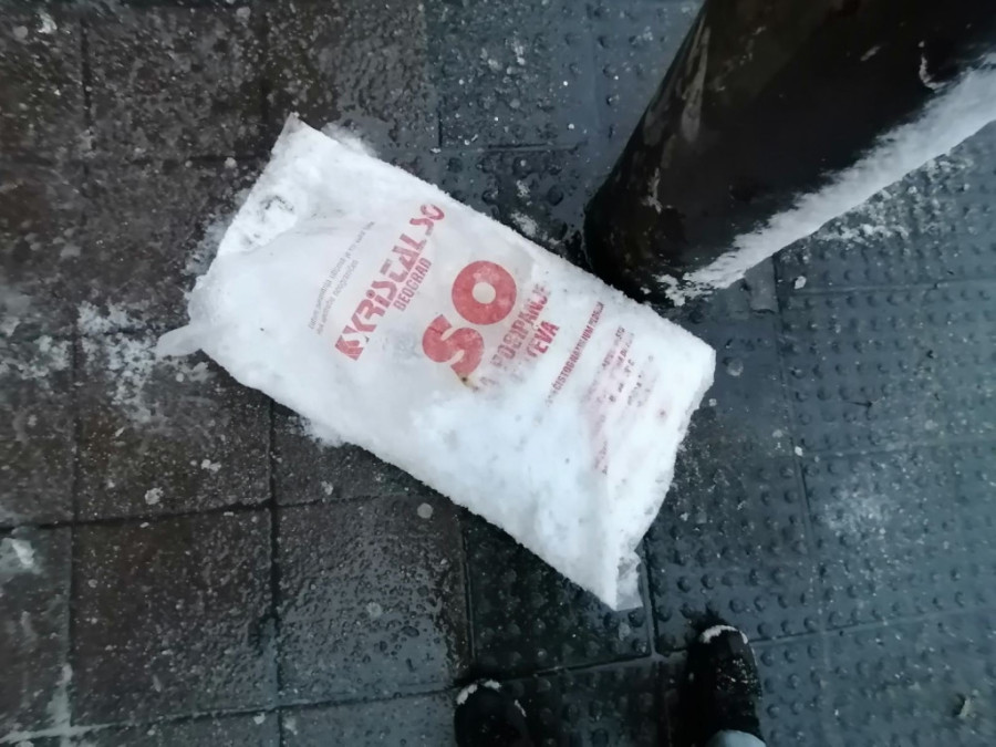 Sneg je opet zavejao Beograd: Ko ne uzme lopatu u ruke, sledi mu ogromna kazna!