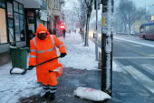 Sneg je opet zavejao Beograd: Ko ne uzme lopatu u ruke, sledi mu ogromna kazna!