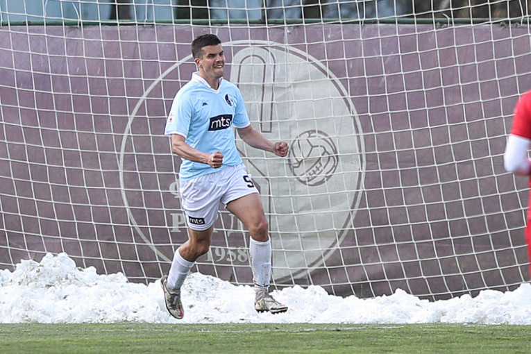 Ljubimac Grobara spasio Rad: Donirao novac Građevinarima kako bi opet igrali!