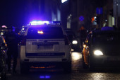 Drogiran pravio haos u Novom Sadu: Vozio bez dozvole i udario u tri parkirana automobila na Grbavici