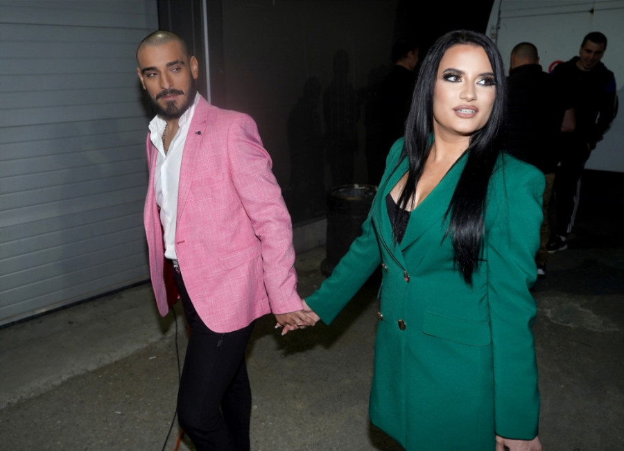 Šta joj je rekao Darko? Barbara Bobak iznenadila izdanjem, dekolte u prvom planu (FOTO)