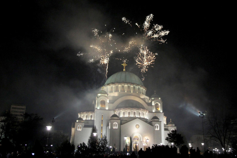 Za doček srpske Nove godine ne smete da jedete piletinu i govedinu, a prasetina, vasilica i krofne su obavezni