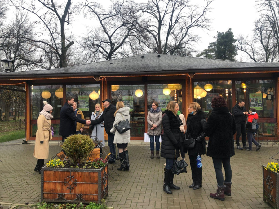 24SEDAM PANČEVO Gradonačelnik Pančeva učestvovao u akciji sadnje drveća u organizaciji Fonda PIO