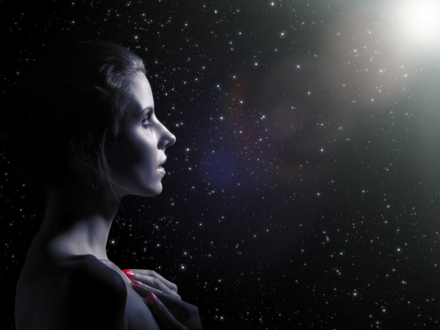 Prolazak kroz mračnu senku ljubavi: Šta nam donosi retrogradna Venera u Lavu?