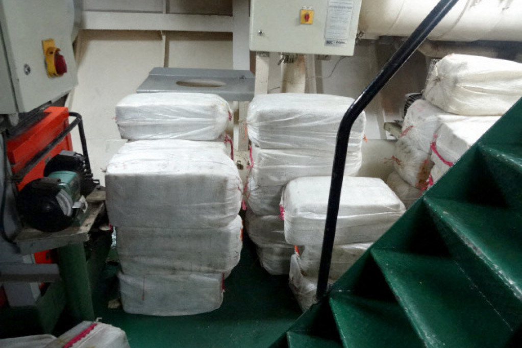 Na Jamajci zaplenjen kokain vredan 80 miliona dolara! Droga pronađena na brodu