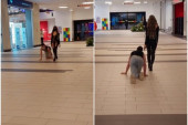 "Držim ga na uzici": Hrvatica je ovo bukvalno shvatila, a tome svedoči snimak iz tržnog centra (VIDEO)