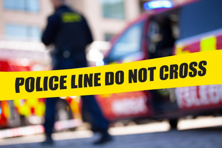 Tinejdžer ubijen (16) u Čikagu: Upucan u grudi!