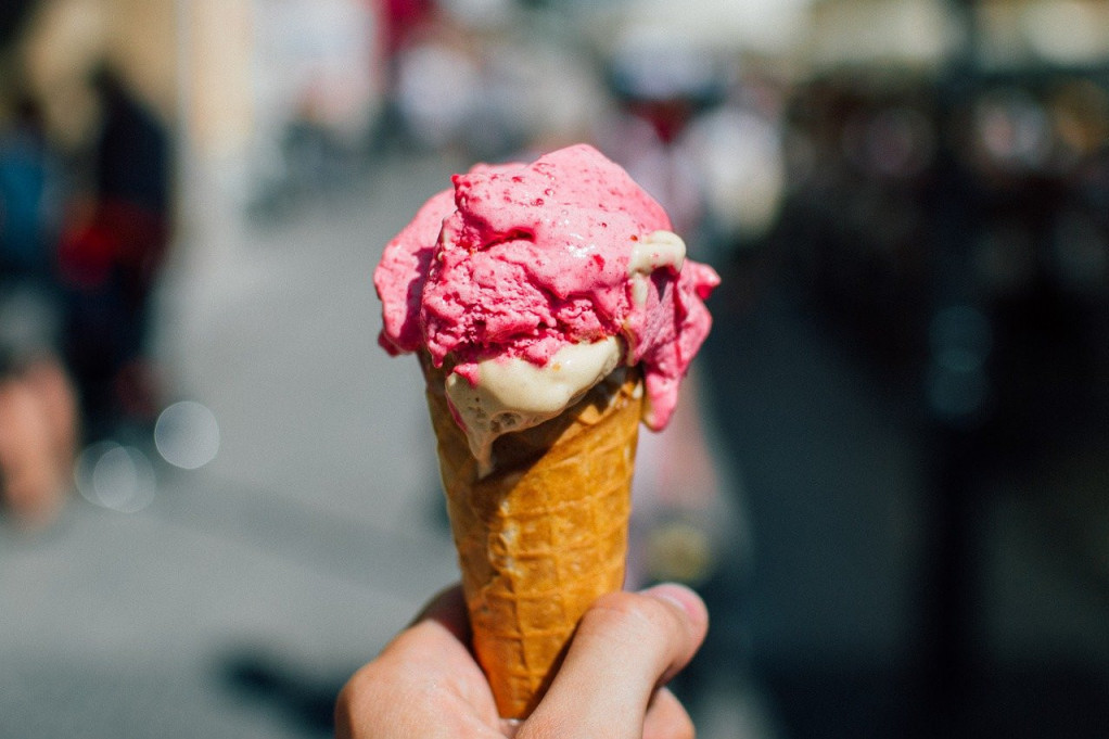 Najopasniji sladoled na svetu! Pre probe morate potpisati da ga jedete na sopstvenu odgovornost