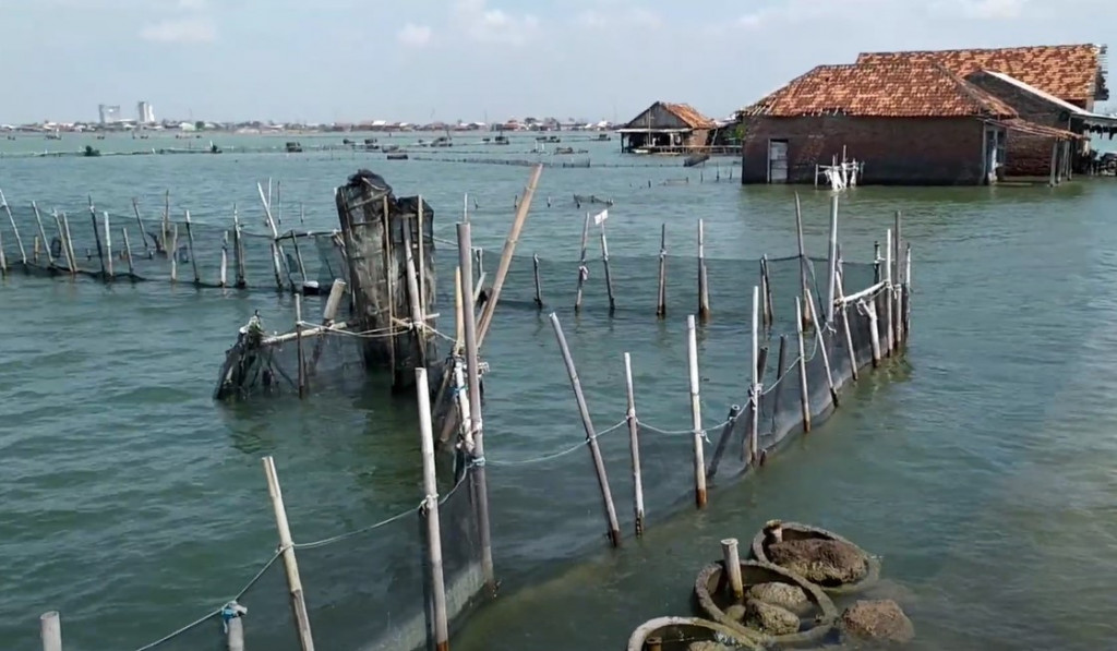 Metropola koja tone: More guta sve pred sobom, toliko da država mora da izgradi novu prestonicu! (VIDEO)
