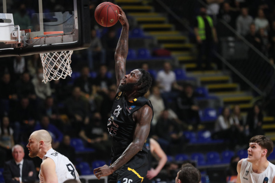 Moćni „valjak“ pregazio Hamburg! Partizan sjajan na povratku u „Pionir“!