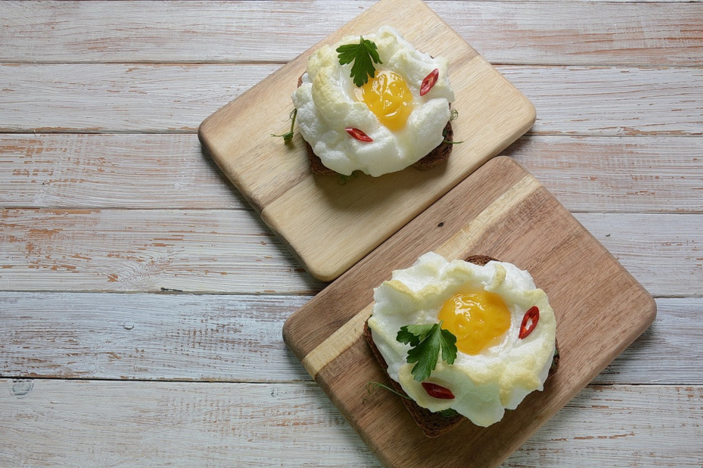 Recept dana: Jaje na oblaku - specijalitet star više od 40 godina se vratio i postao hit