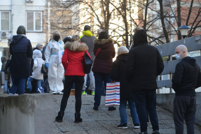 Nedelja usred srede: Srbija rekla DA na referendumu, Vučić sa Erdoganom o regionu, Novak se vratio kući