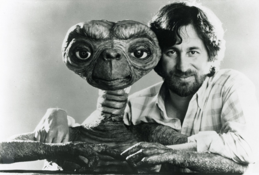 E.T. vanzemaljac prodat na aukciji: Milioni za omiljenog filmskog junaka sa svetlećim prstom (FOTO)