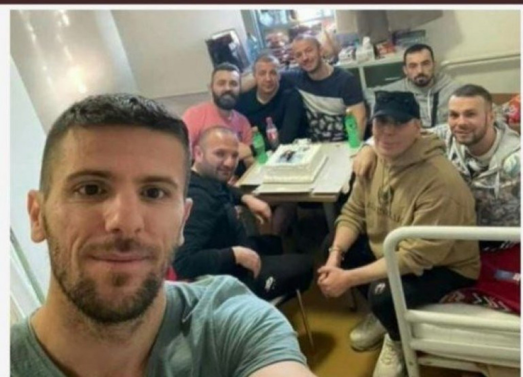 Isplivala fotografija Bokija 13 iz zatvora: Danas izgleda drugačije (FOTO)