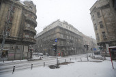 Sneg napravio potpuni kolaps u gradu: Sudari na svakom koraku, autobusi stoje, ulice neočišćene! (FOTO)