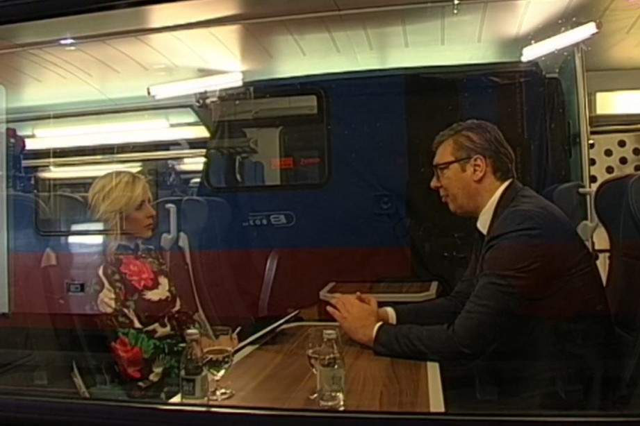 Vučić: Od 15. marta brzi voz za sve građane do Novog Sada