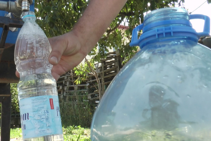Prvo ostali bez pedijatra, sada i bez vode: Stanovnici Sevojna na novim mukama