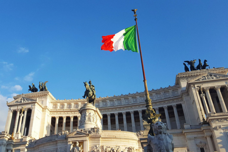 Italija posle dve godine "korona krize" ukida vanredno stanje