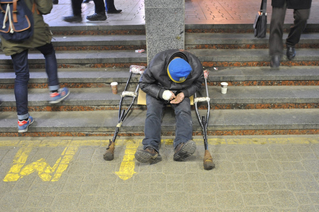 Podignuta optužnica protiv porodice iz pakla: Terali invalida da prosi i donosi 100 evra dnevno?!