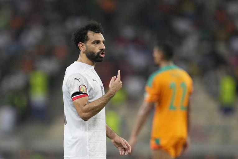 Lako je njima kad imaju Mohameda Salaha! Egipćani prošli u četvrtfinale posle penala, štoper Mančestera tragičar
