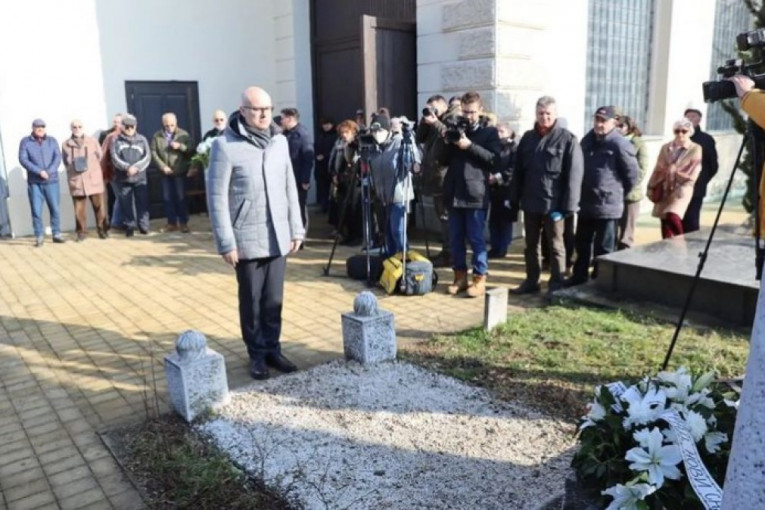 Vučević položio venac na spomenik žrtvama Holokausta: "Ako neko razume stradanja Jevreja, to su Srbi" (FOTO)